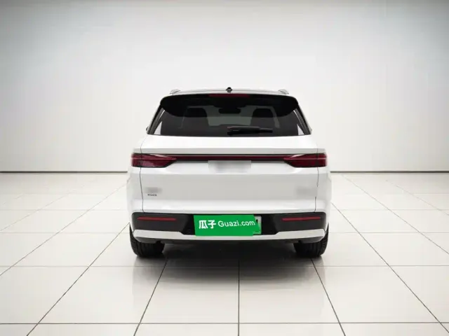 BYD Song Pro — Фото автомобиля 3