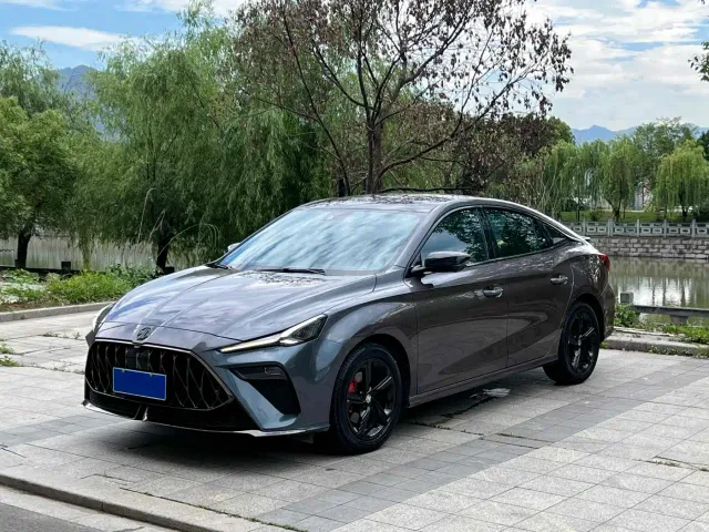 Фотография автомобиля — MG 5 Scorpio