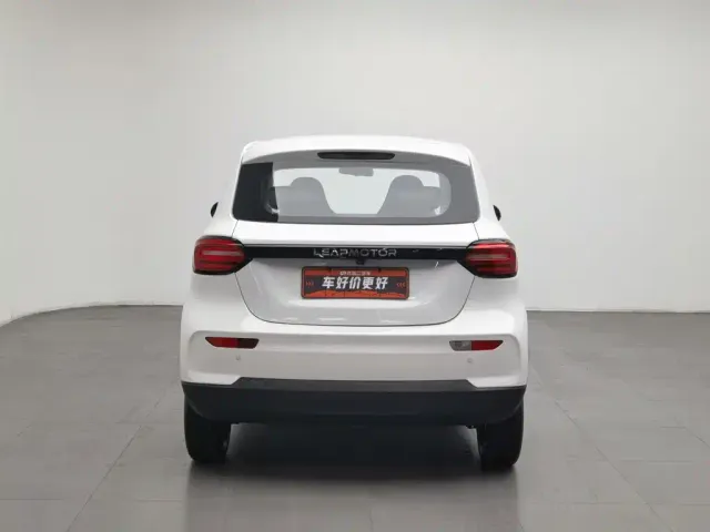 Leapmotor T03 — Фото автомобиля 4