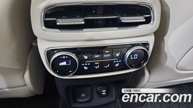 Genesis GV80 — Фото автомобиля 19