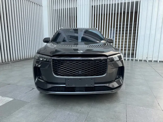 Li Auto ONE — Фото автомобиля 2