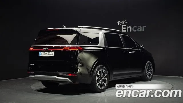 Kia Canival Carnival 4 поколение 9 мест Prestige — Фото автомобиля 2