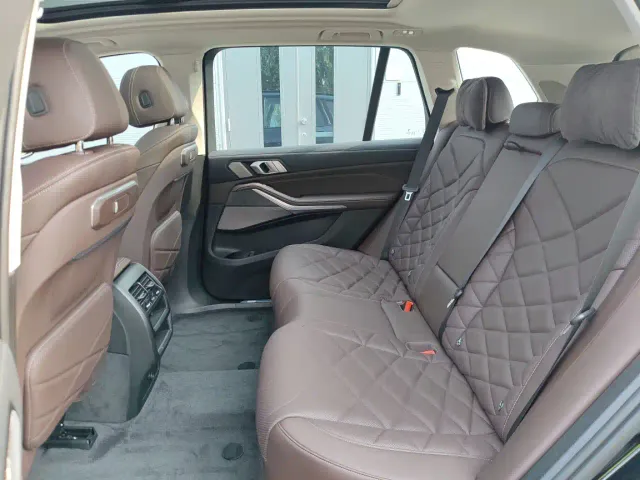 BMW X5 — Фото автомобиля 12