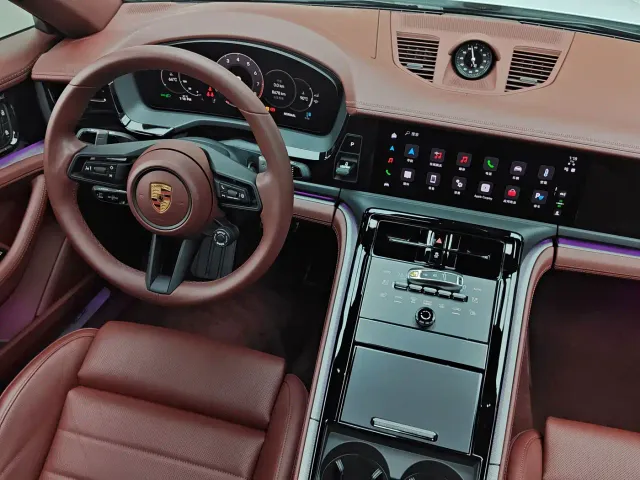 Porsche Panamera — Фото автомобиля 7