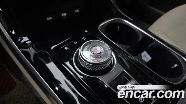 Kia Canival Carnival 4 поколение Бензин 9 мест Hi-Limousine — Фото автомобиля 9