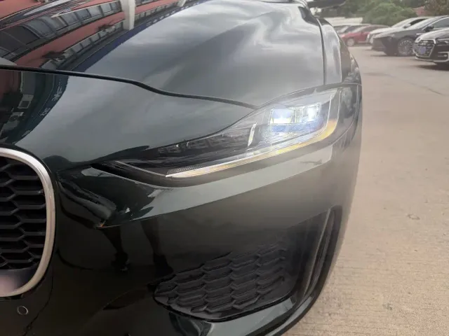 Jaguar XEL — Фото автомобиля 4