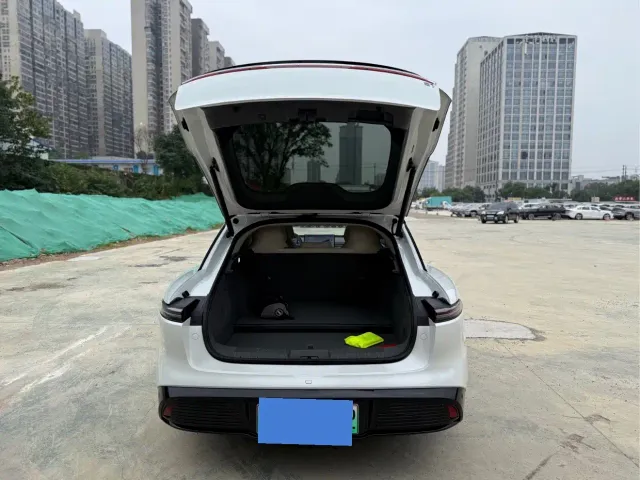 Forthing Xinghai S7 — Фото автомобиля 13