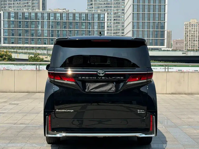 Toyota Vellfire — Фото автомобиля 5