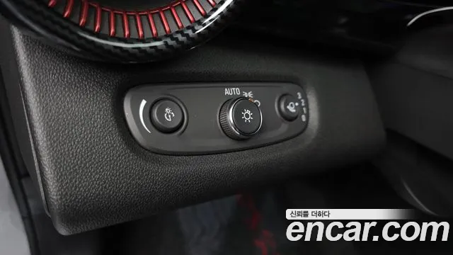 ChevroletGMDaewoo Trax Trax Кроссовер — Фото автомобиля 17