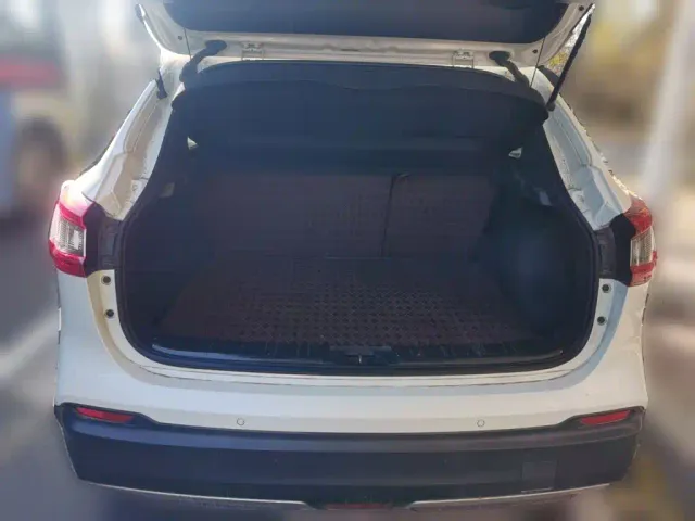 Nissan Qashqai — Фото автомобиля 15