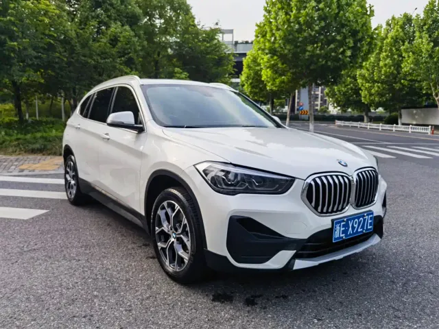 BMW X1 — Фото автомобиля 5