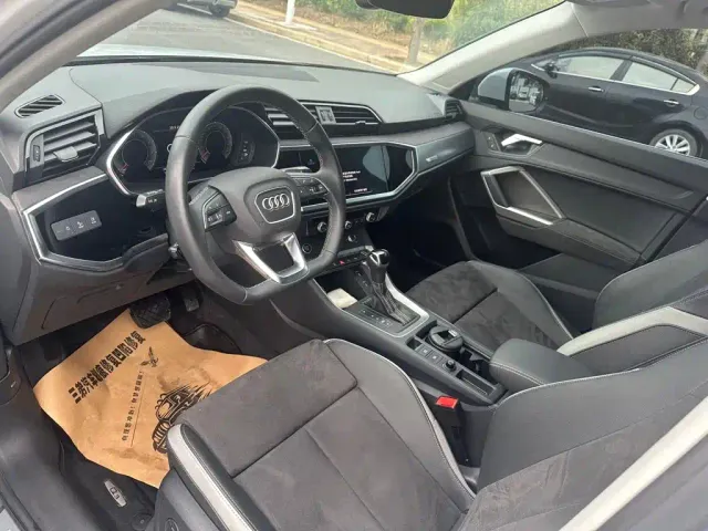 Audi Q3 — Фото автомобиля 4