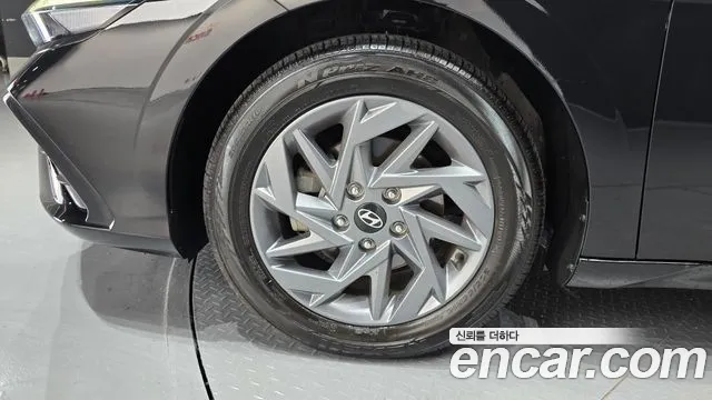 Hyundai Avante CN7 — Фото автомобиля 5