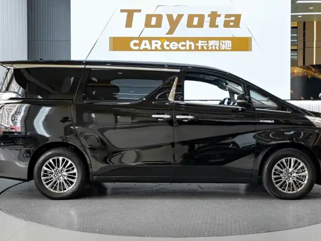 Toyota Vellfire — Фото автомобиля 4