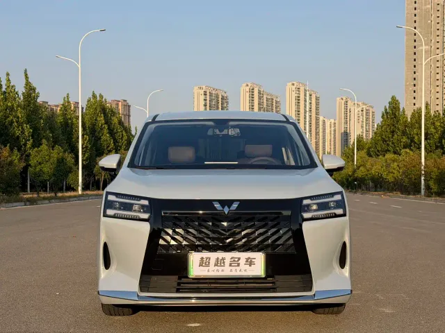Wuling Starlight 730 — Фото автомобиля 2