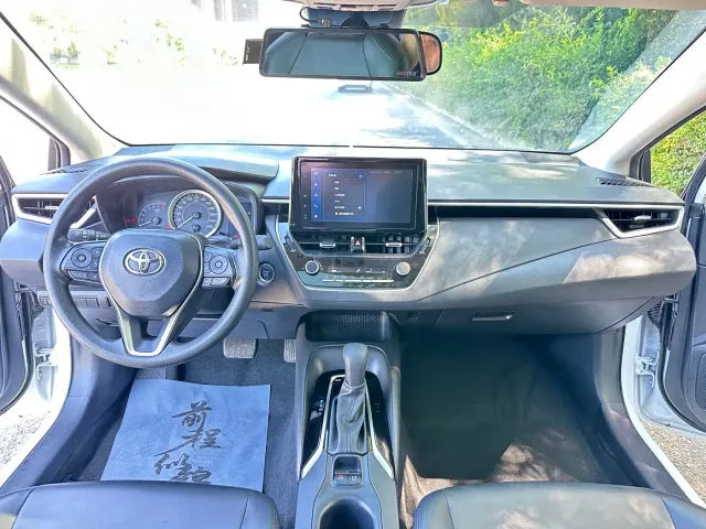Toyota Corolla — Фото автомобиля 5