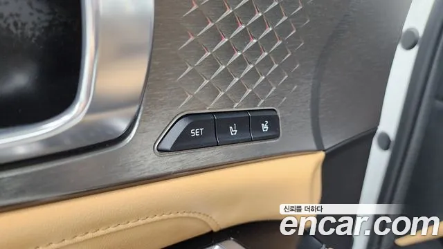 Kia Sorento Sorento 4-е поколение Бензин 2.5T 2WD — Фото автомобиля 24