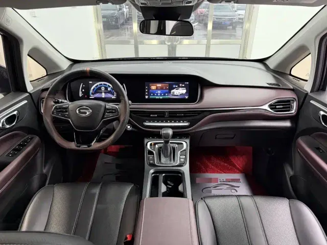 GAC Trumpchi M6 — Фото автомобиля 10