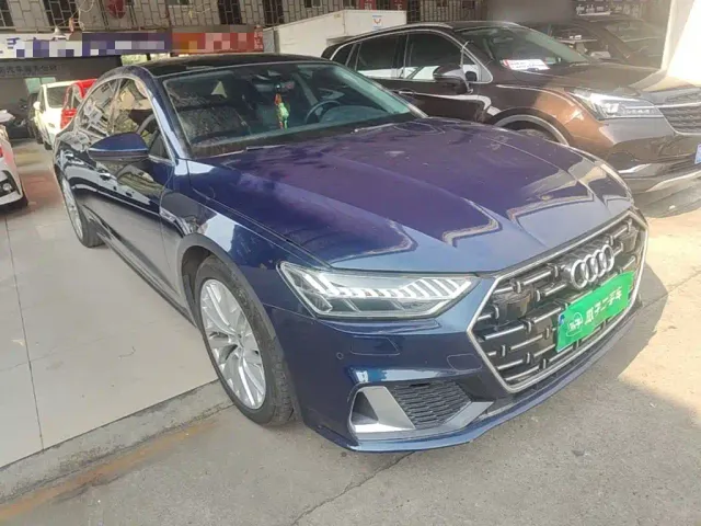 Audi A7L — Фото автомобиля 3