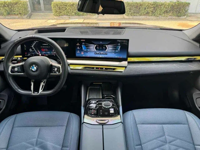 BMW 5 Series — Фото автомобиля 9