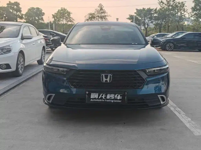 Honda Accord — Фото автомобиля 2
