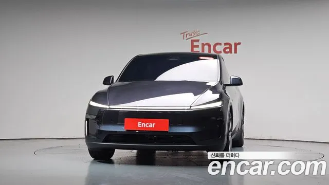 Tesla Model Y — Фото автомобиля 3
