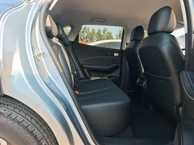 Baojun Yunhai — Фото автомобиля 16