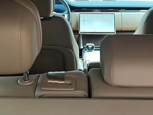 Land Rover Range Rover — Фото автомобиля 7
