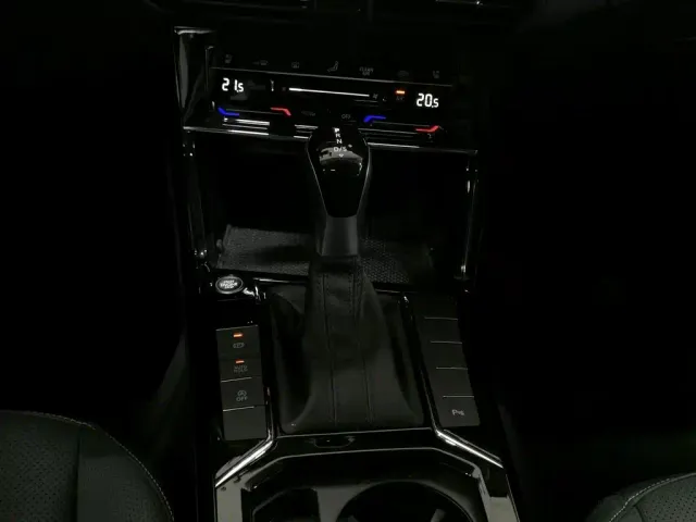 Volkswagen Passat — Фото автомобиля 13
