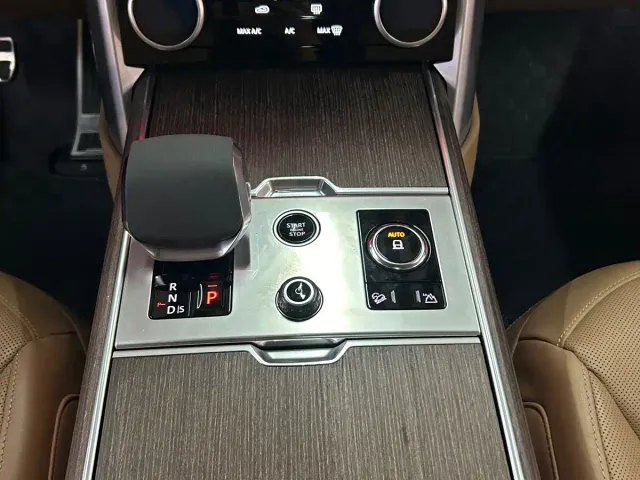 Land Rover Range Rover — Фото автомобиля 24