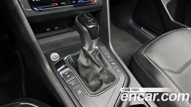Volkswagen Tiguan — Фото автомобиля 9