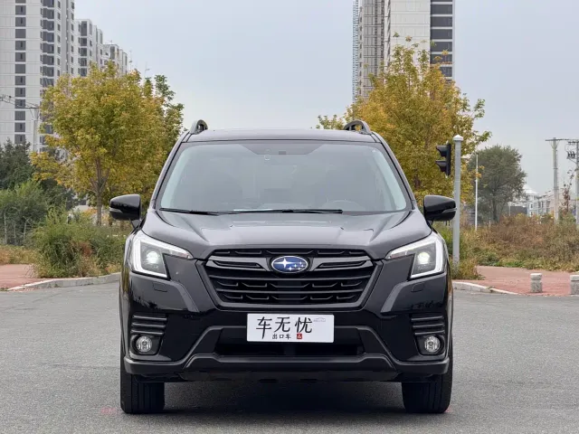 Subaru Forester 2022 2.0i AWD Luxury Edition — Фото автомобиля 2