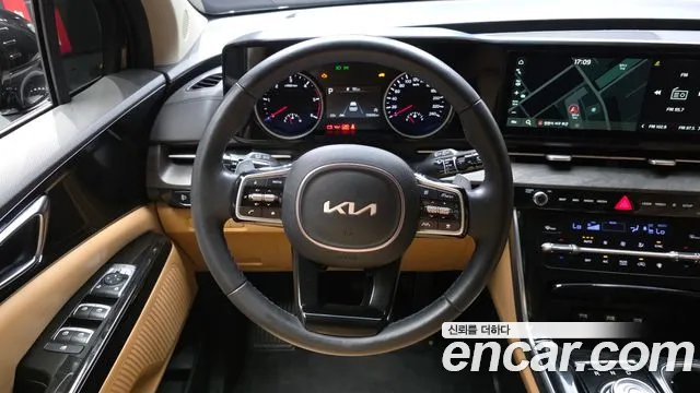 Kia Carnival Generation 4 — Фото автомобиля 19