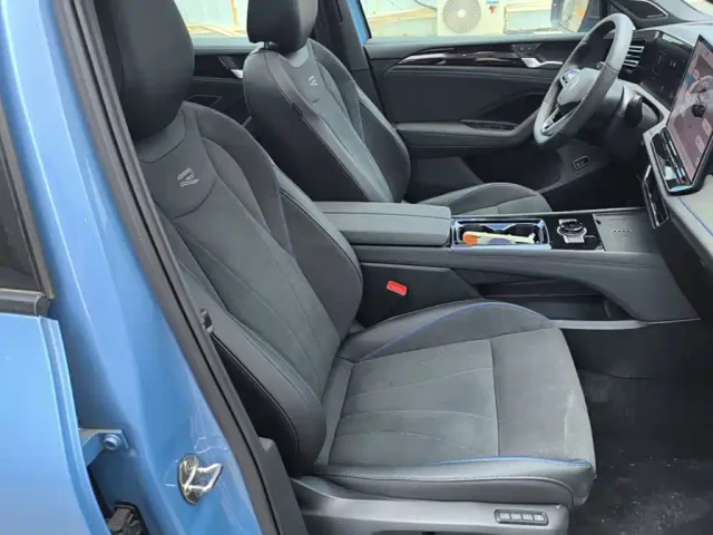 Volkswagen Tiguan L — Фото автомобиля 24