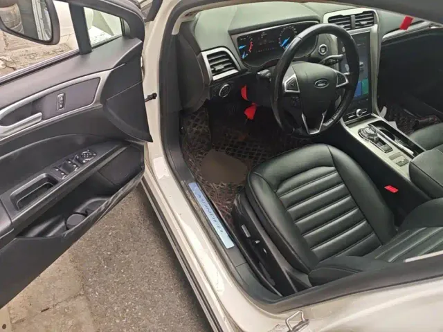 Ford Mondeo 2020 EcoBoost 180 Fashion — Фото автомобиля 15