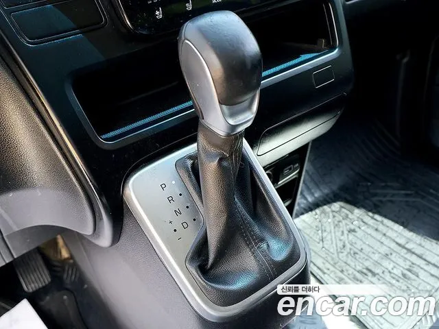 Hyundai Staria — Фото автомобиля 9