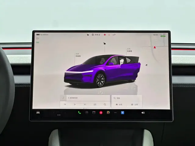 Tesla Model Y L — Фото автомобиля 7