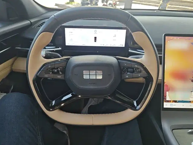 Geely Galaxy L6 — Фото автомобиля 10