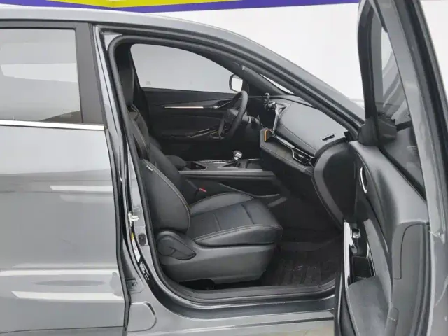 Changan X5 Plus — Фото автомобиля 8