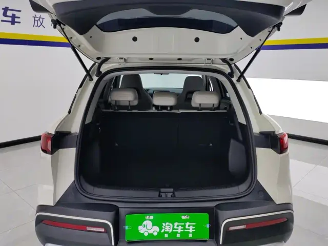 BYD Yuan UP — Фото автомобиля 4