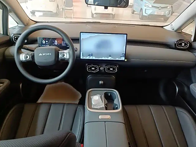 GAC Aion UT — Фото автомобиля 9