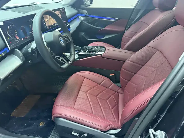 BMW 5 Series — Фото автомобиля 6