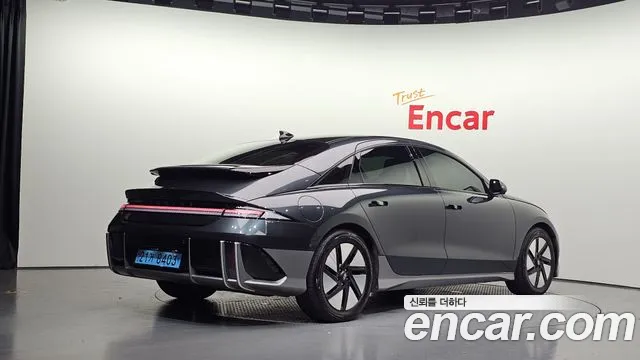 Hyundai Ioniq 6 — Фото автомобиля 2