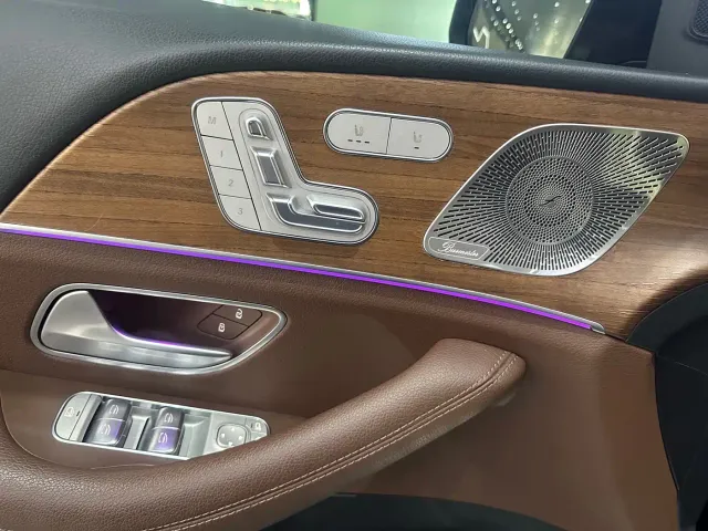 Mercedes-Benz GLE-Class — Фото автомобиля 9
