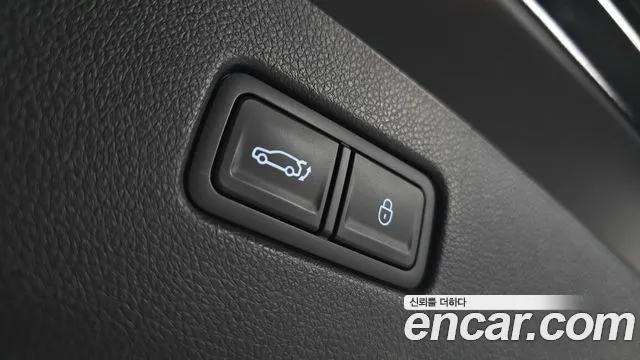 Genesis GV70 2.5T Бензин 2WD — Фото автомобиля 19