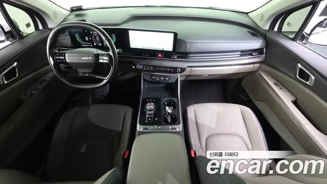 Kia Carnival — Фото автомобиля 10