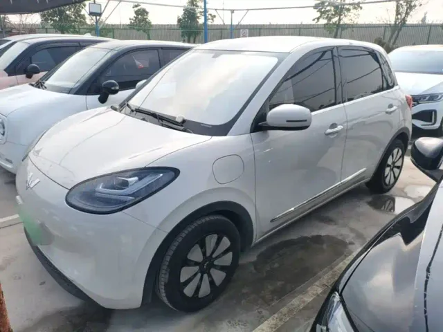 Фотография автомобиля — Wuling Bingo