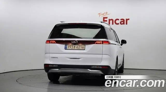 Kia Carnival 4th Gen — Фото автомобиля 4