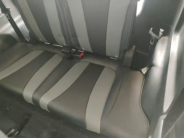 Roewe Clever — Фото автомобиля 16