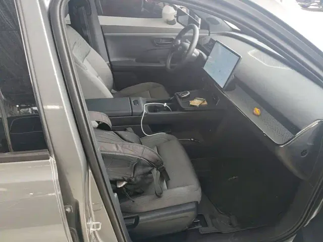 Toyota BoZhi 3X — Фото автомобиля 24
